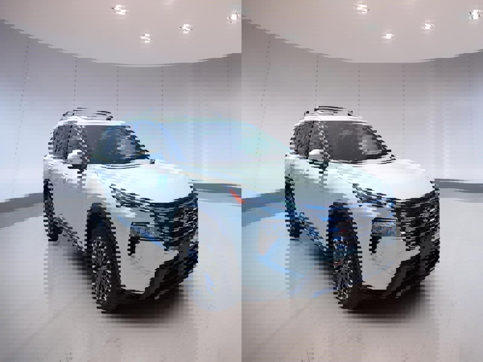 Used 2025 Nissan Rogue Platinum w/ Platinum Premium Package