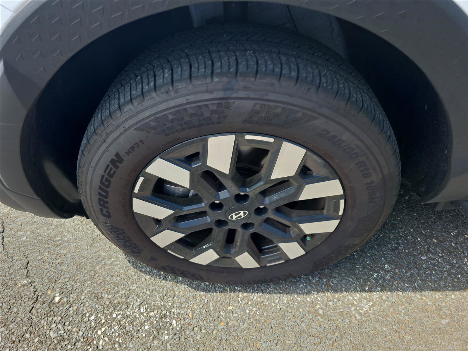 Certified 2026 Hyundai Santa Cruz SEL FWD image 13