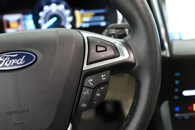 Used 2020 Ford Edge Titanium w/ Equipment Group 301A image 21