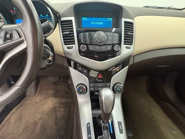 Used 2012 Chevrolet Cruze LT FWD image 19