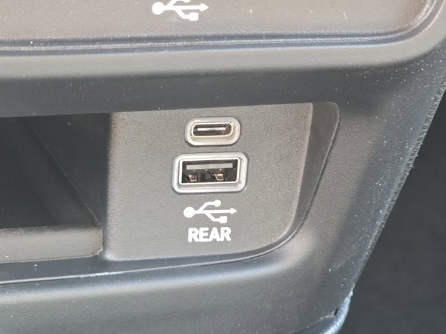 New 2026 Chrysler Pacifica Select image 12