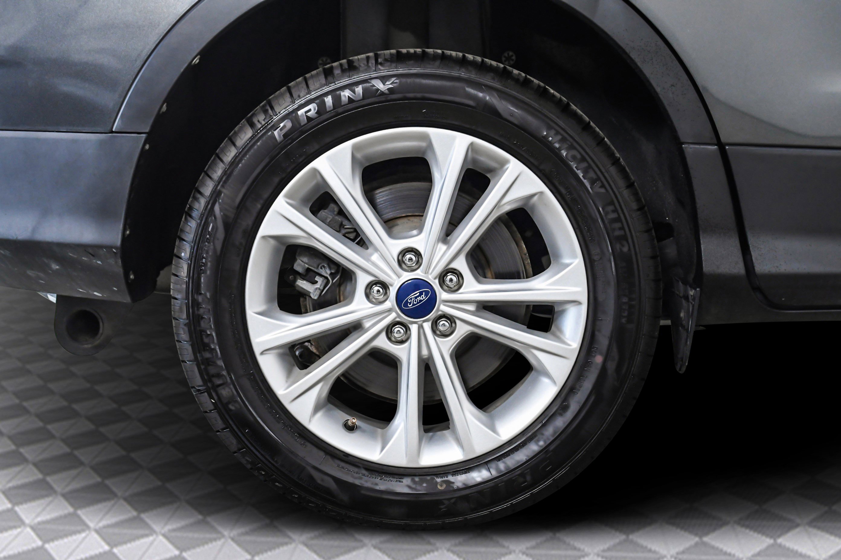 Used 2017 Ford Escape SE image 35