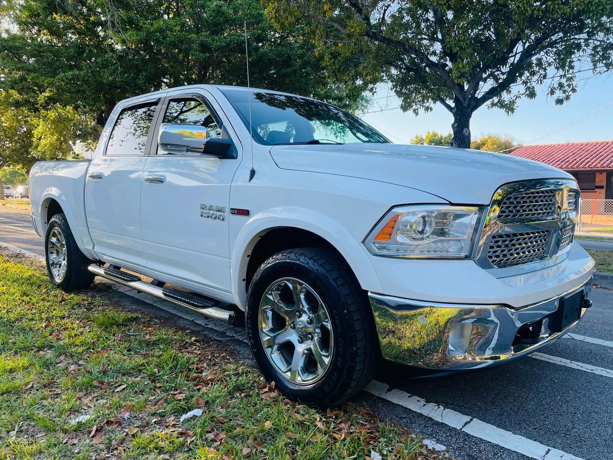 Used 2018 RAM 1500 Laramie w/ Convenience Group image 7