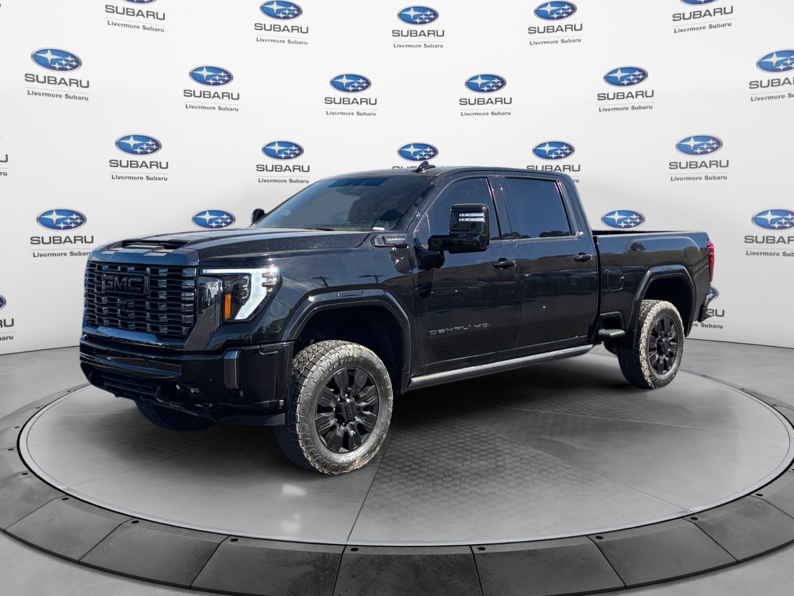 Used 2024 GMC Sierra 2500 Denali Ultimate w/ Max Trailering Package AWD/4WD image 3