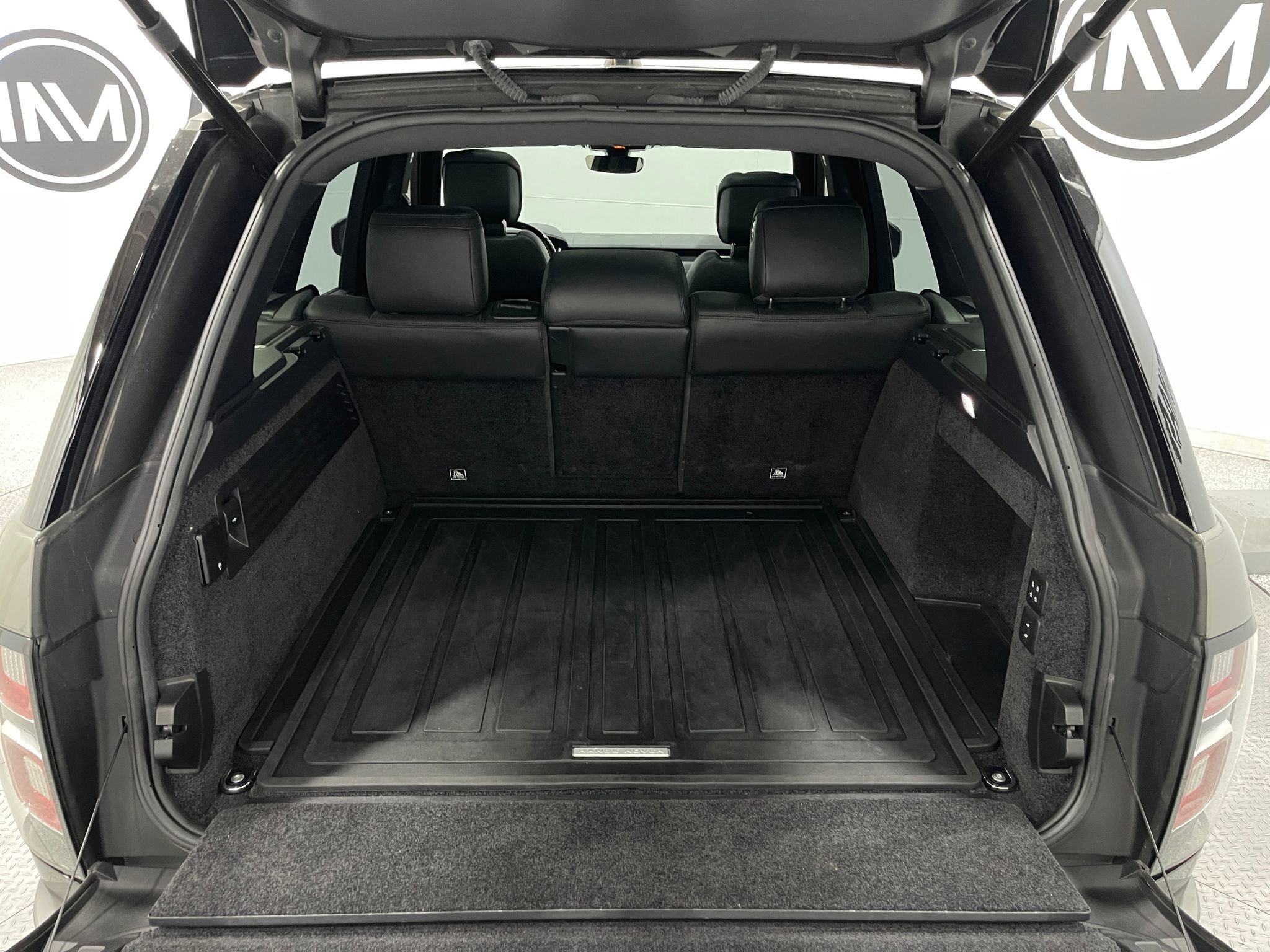 Used 2019 Land Rover Range Rover Supercharged AWD/4WD image 28