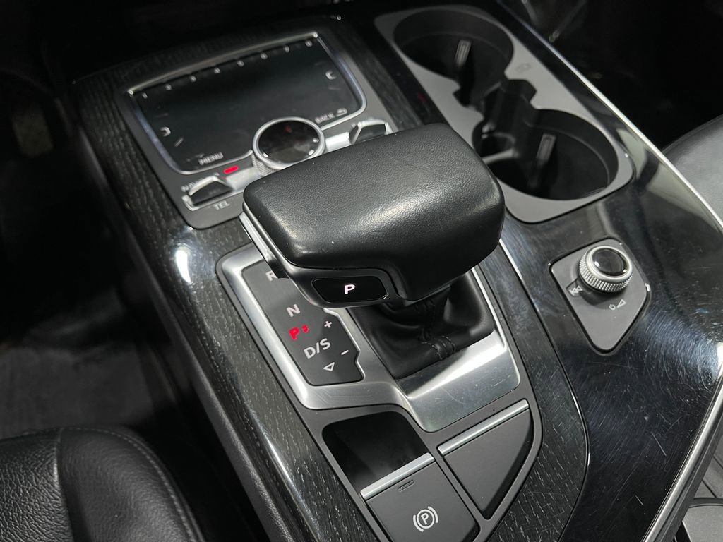 Used 2018 Audi Q7 3.0T Premium Plus w/ Premium Plus Package image 29