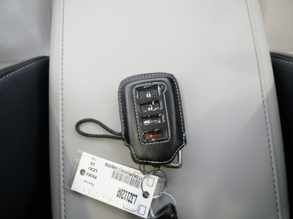 Used 2019 Lexus RX 350 AWD w/ Navigation Package image 31