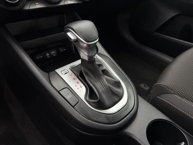 Used 2020 Kia Forte LXS FWD image 17