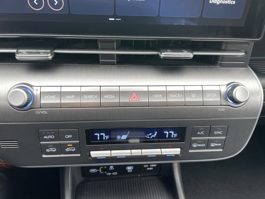 Used 2024 Hyundai Kona SEL image 11