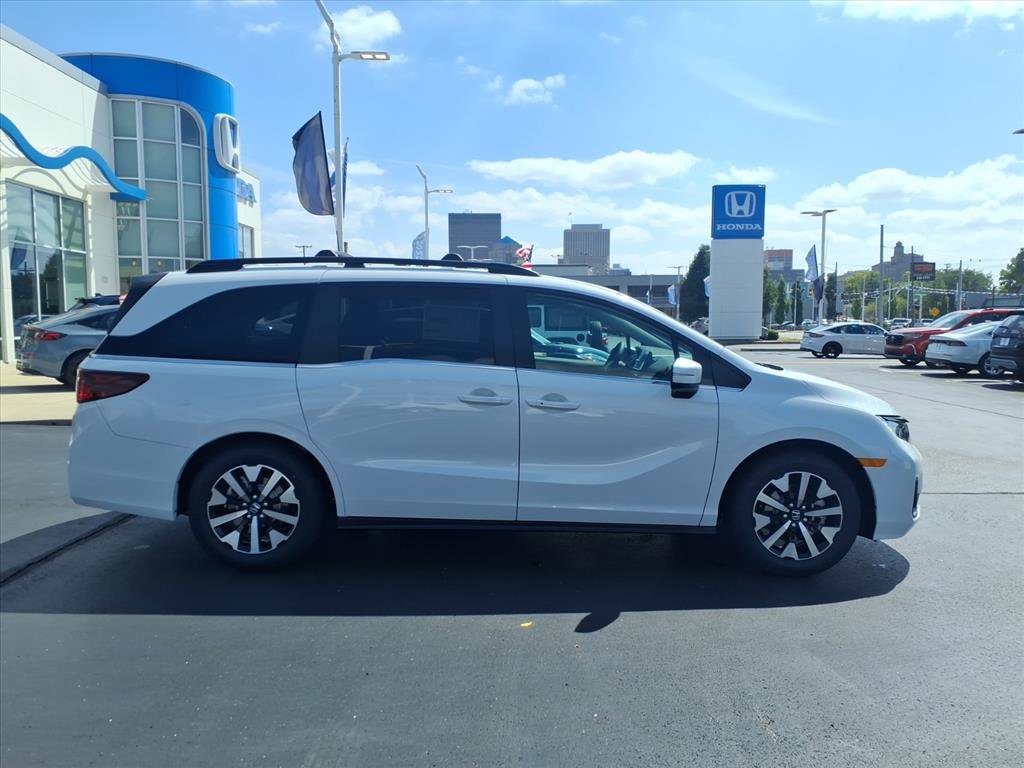 New 2026 Honda Odyssey EX-L image 2