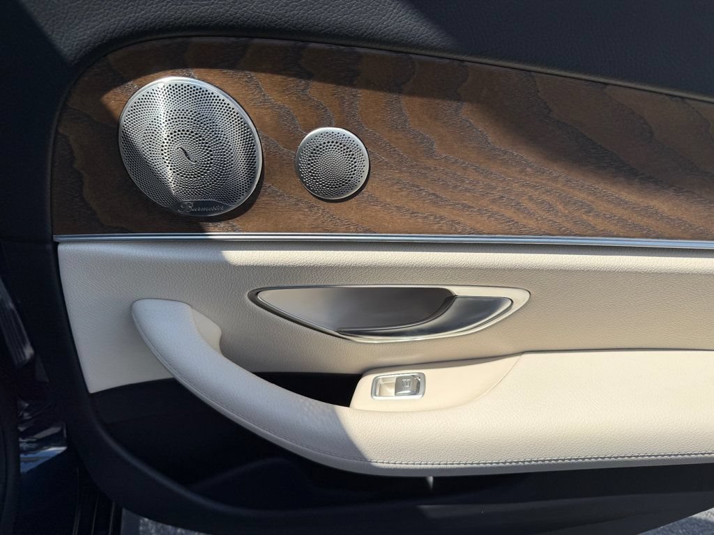 Used 2022 Mercedes-Benz E 350 Sedan image 27