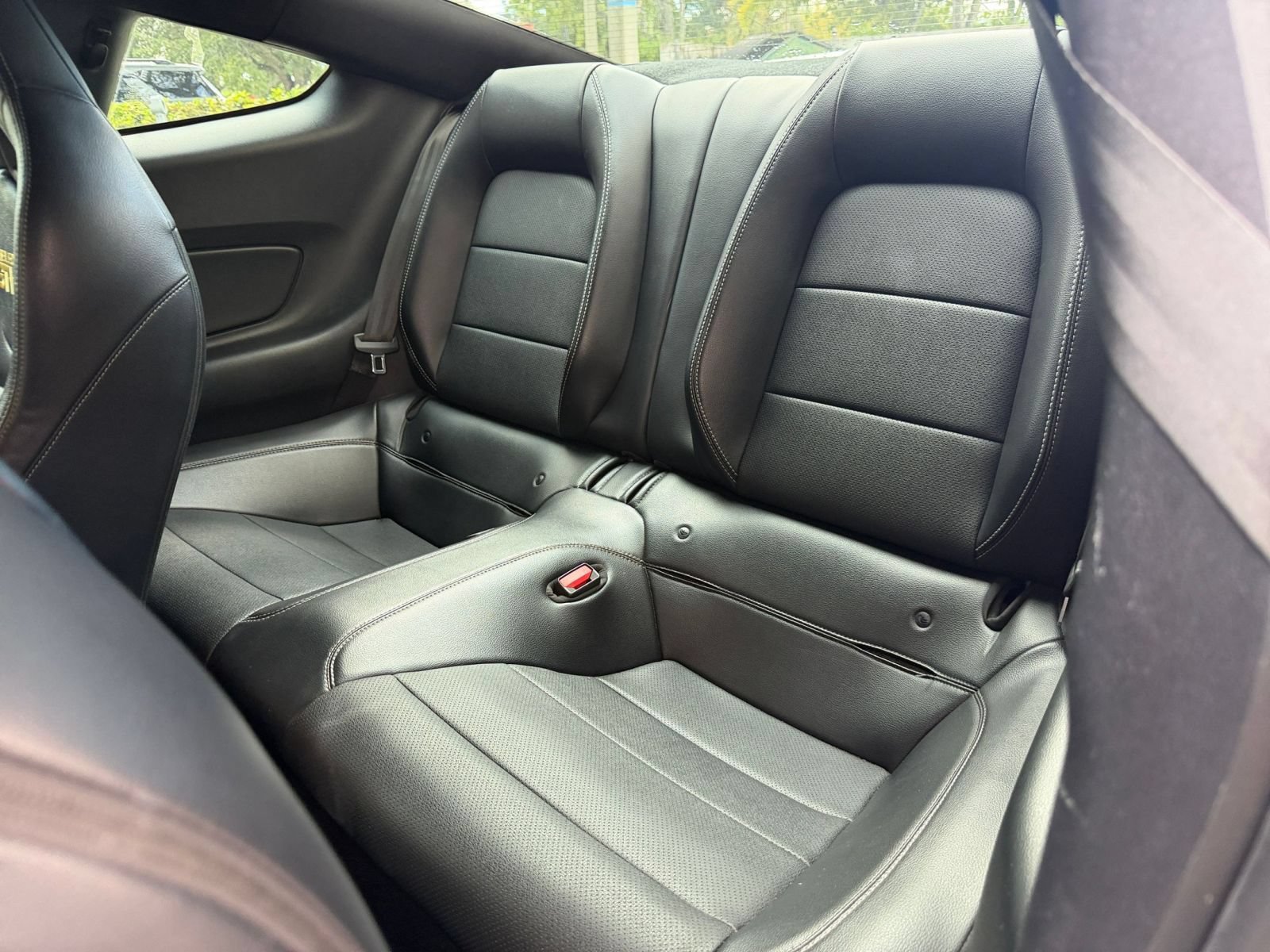 Used 2022 Ford Mustang GT Premium w/ GT Performance Package RWD image 20