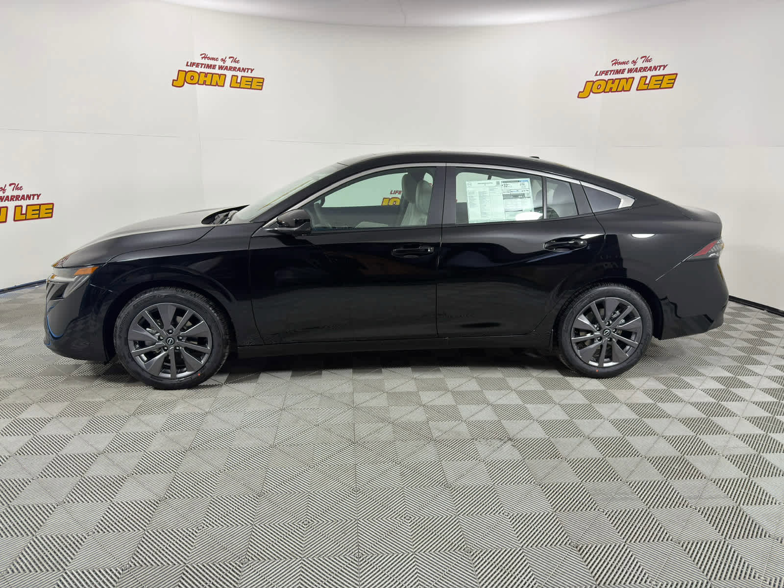 New 2026 Nissan Sentra SL w/ Floor Mat Package image 2