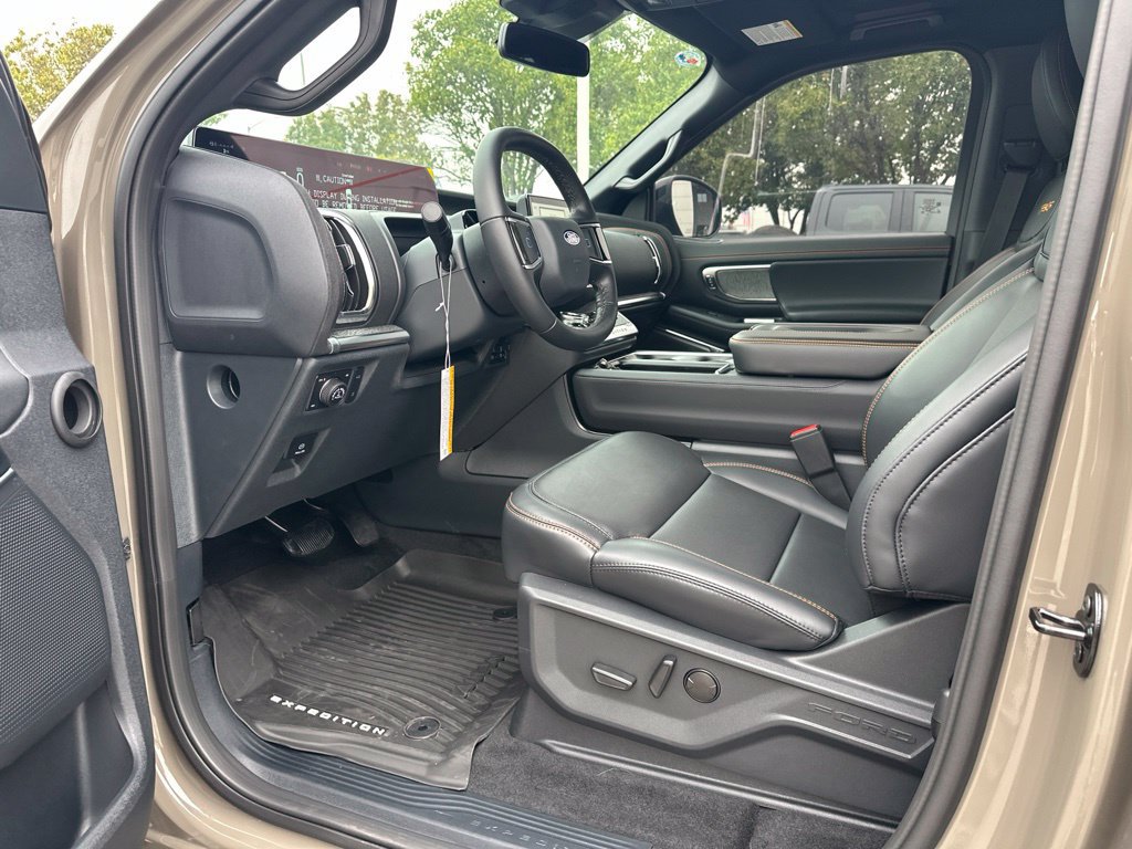 New 2027 Ford Expedition Tremor w/ Driver's Package AWD/4WD image 10