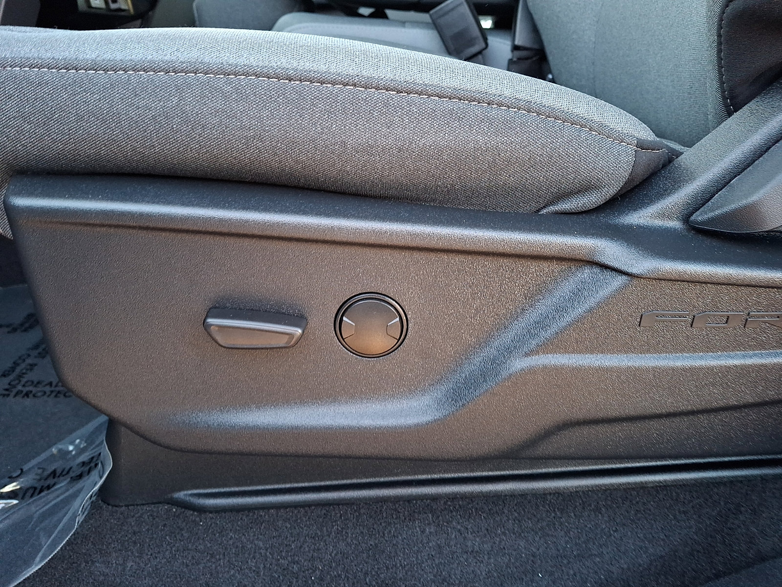 Used 2024 Ford F150 XLT image 14