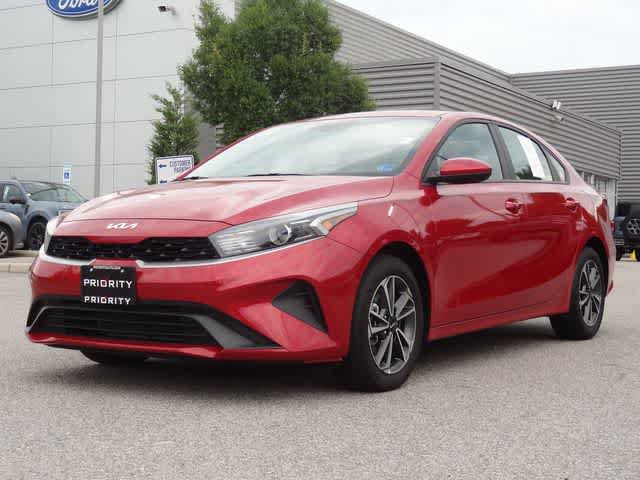 Used 2024 Kia Forte LXS FWD video 1