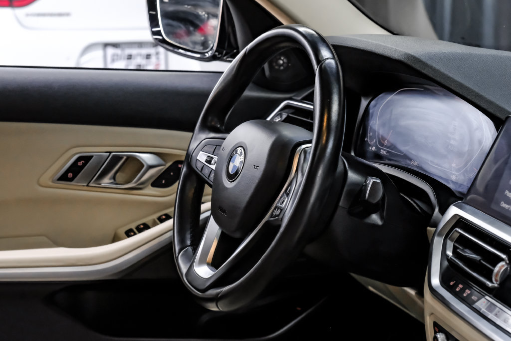 Used 2019 BMW 330i Sedan RWD image 17