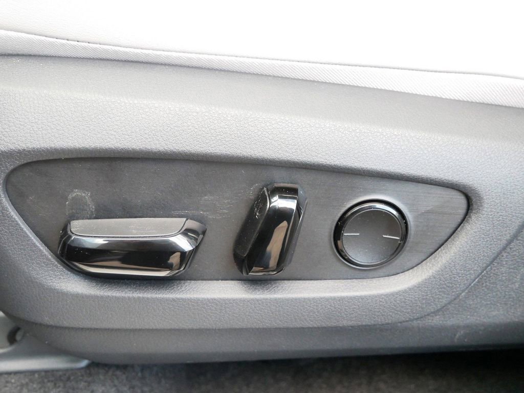 New 2026 Lexus TX 350 AWD image 17