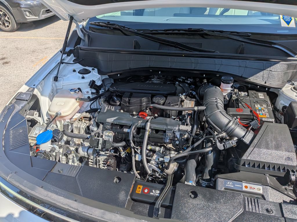 Used 2024 Hyundai Kona Limited AWD/4WD image 40