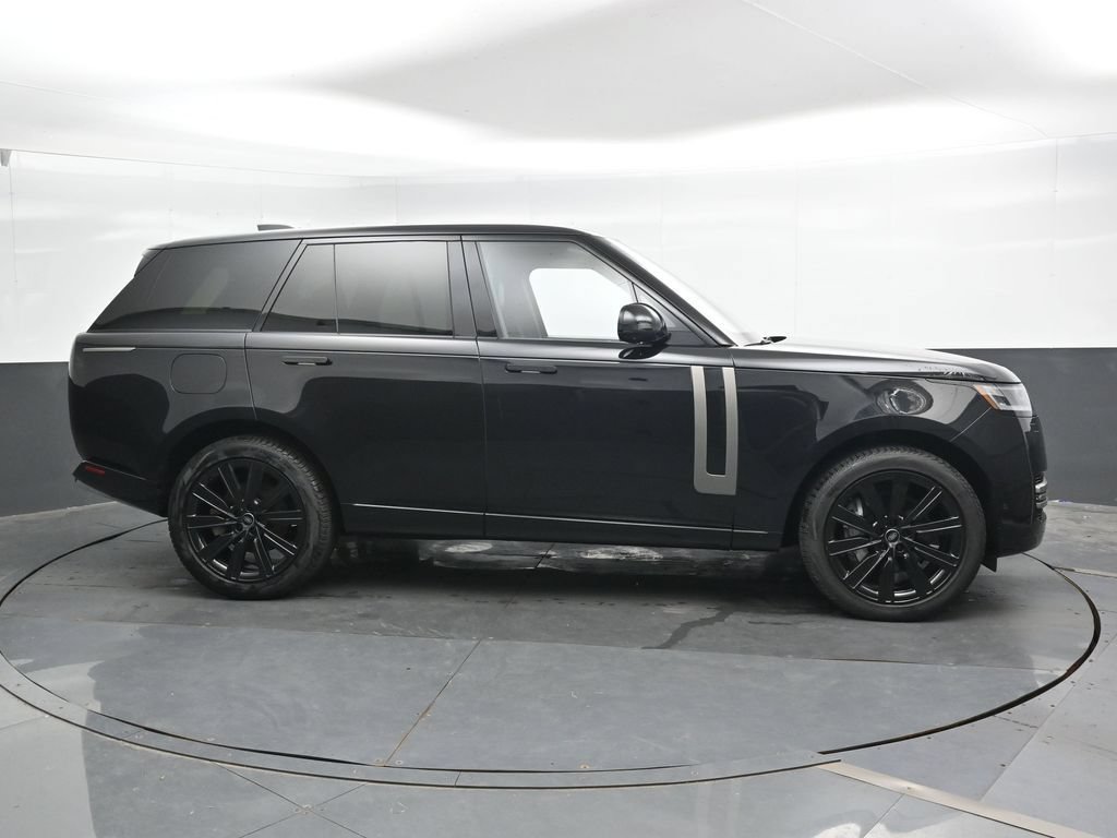 Used 2023 Land Rover Range Rover SE AWD/4WD image 5