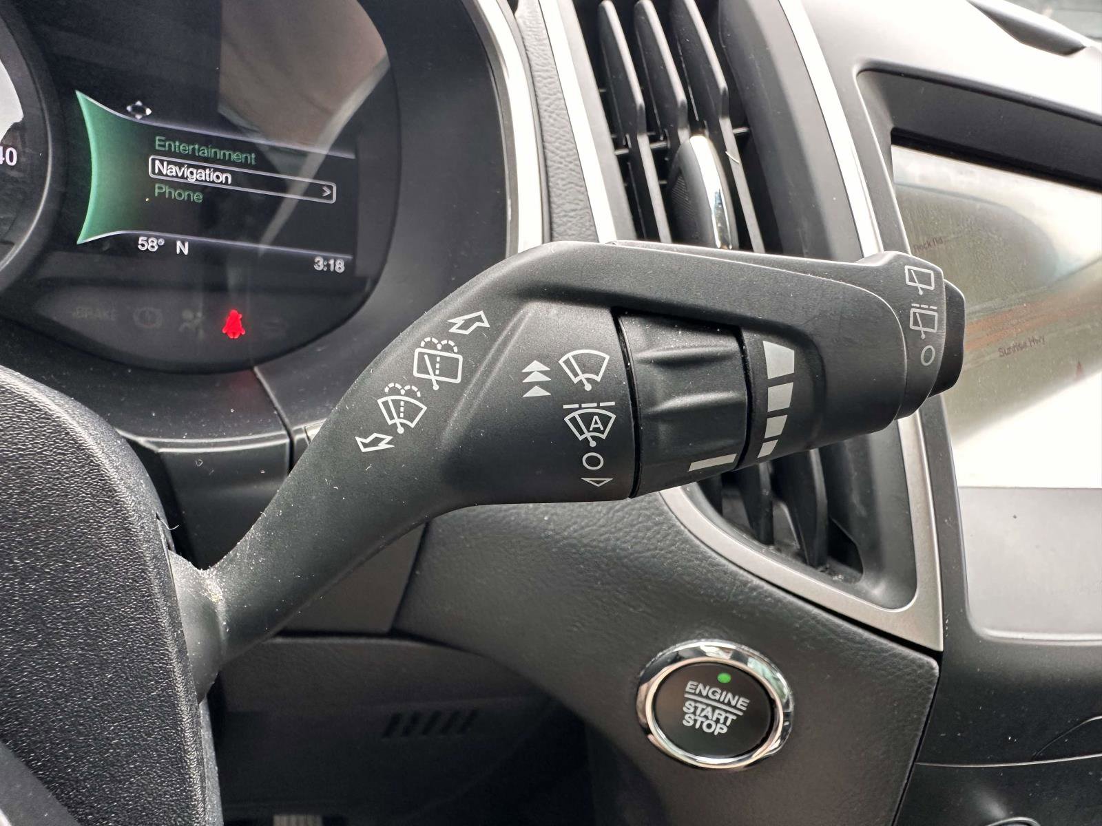 Used 2019 Ford Edge SEL w/ Equipment Group 201A AWD/4WD image 20
