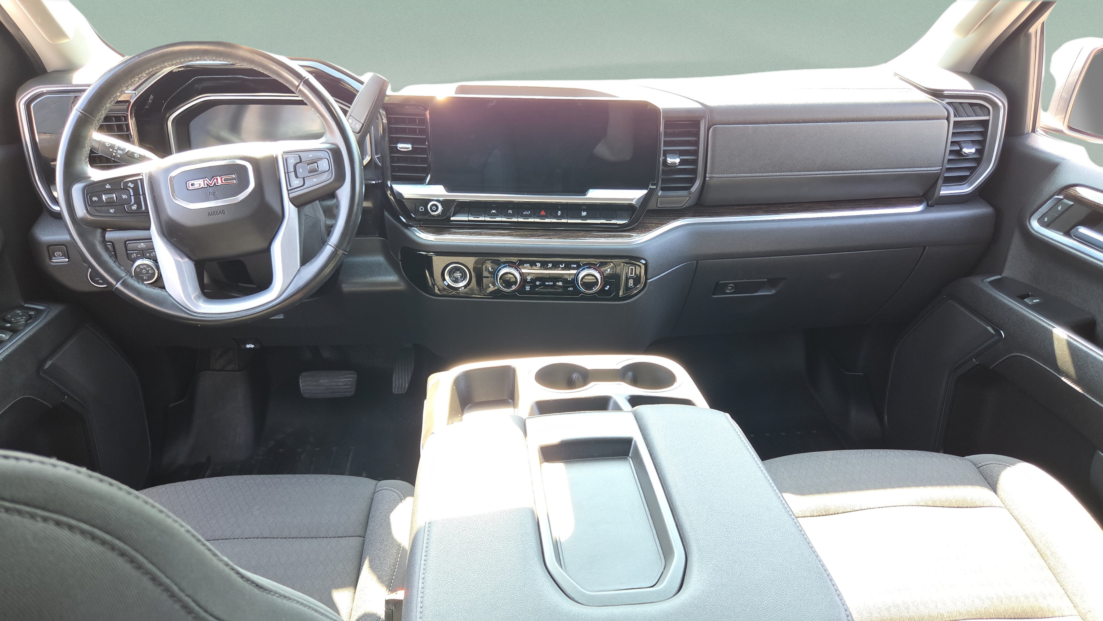 Used 2023 GMC Sierra 1500 Elevation AWD/4WD image 12