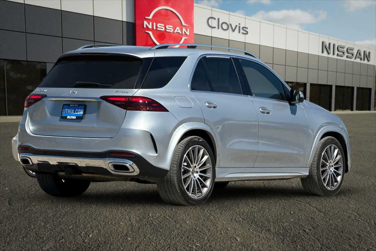 Used 2024 Mercedes-Benz GLE 450 4MATIC image 3