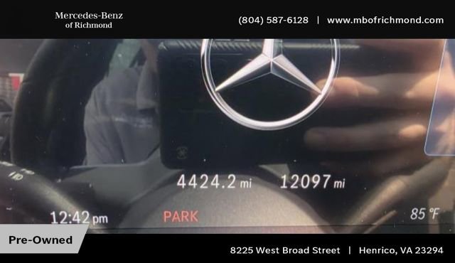 Used 2025 Mercedes-Benz C 300 4MATIC Sedan image 9