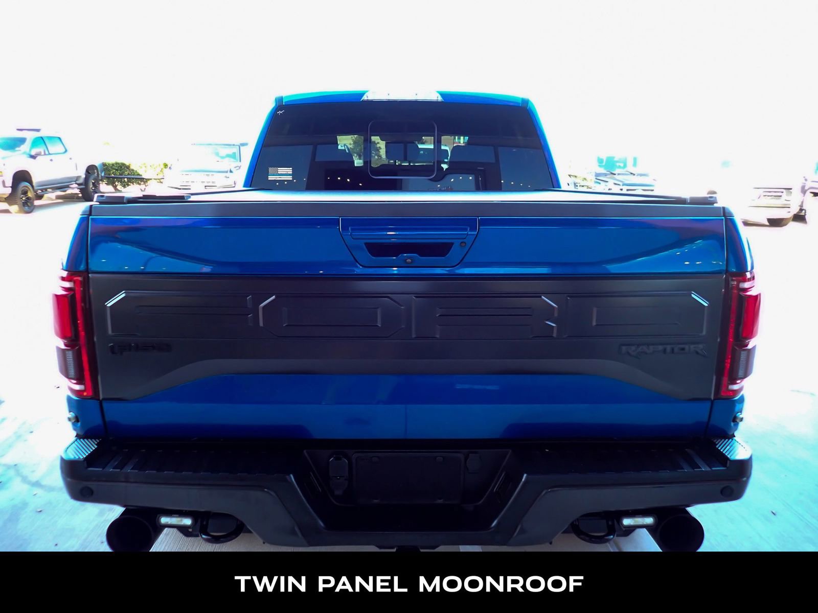 Used 2017 Ford F150 Raptor w/ Equipment Group 802A Luxury image 7