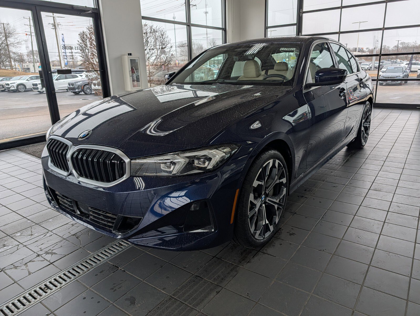 New 2026 BMW 330i xDrive Sedan w/ Premium Package AWD/4WD image 7