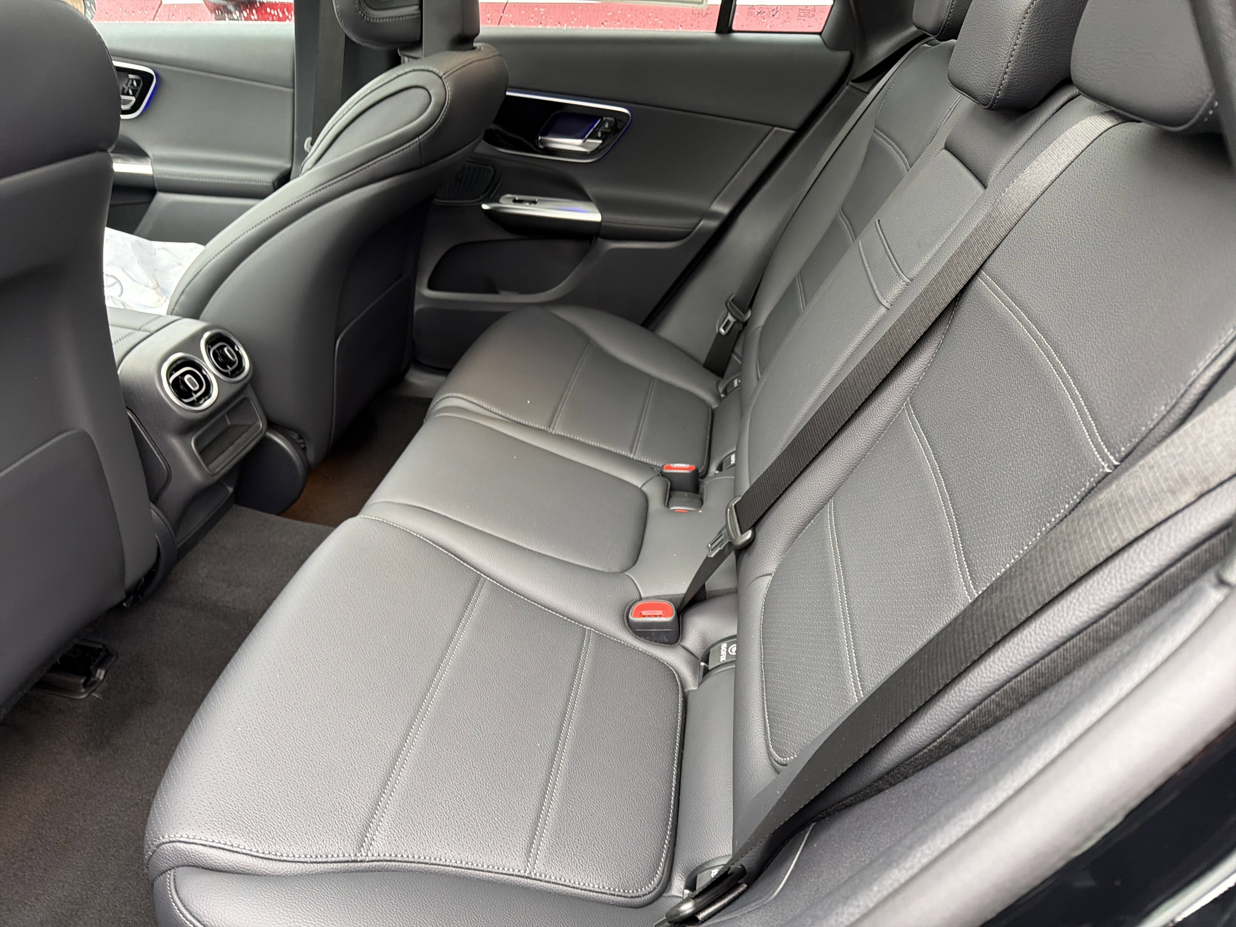 New 2026 Mercedes-Benz GLC 300 4MATIC image 23