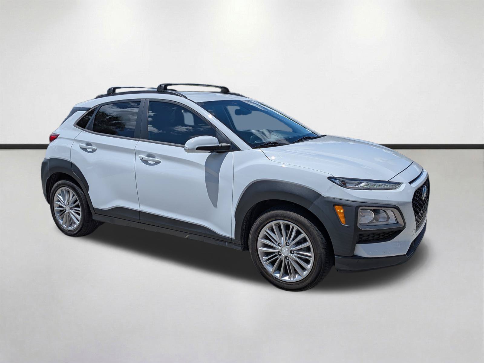 Used 2021 Hyundai Kona SEL FWD image 2