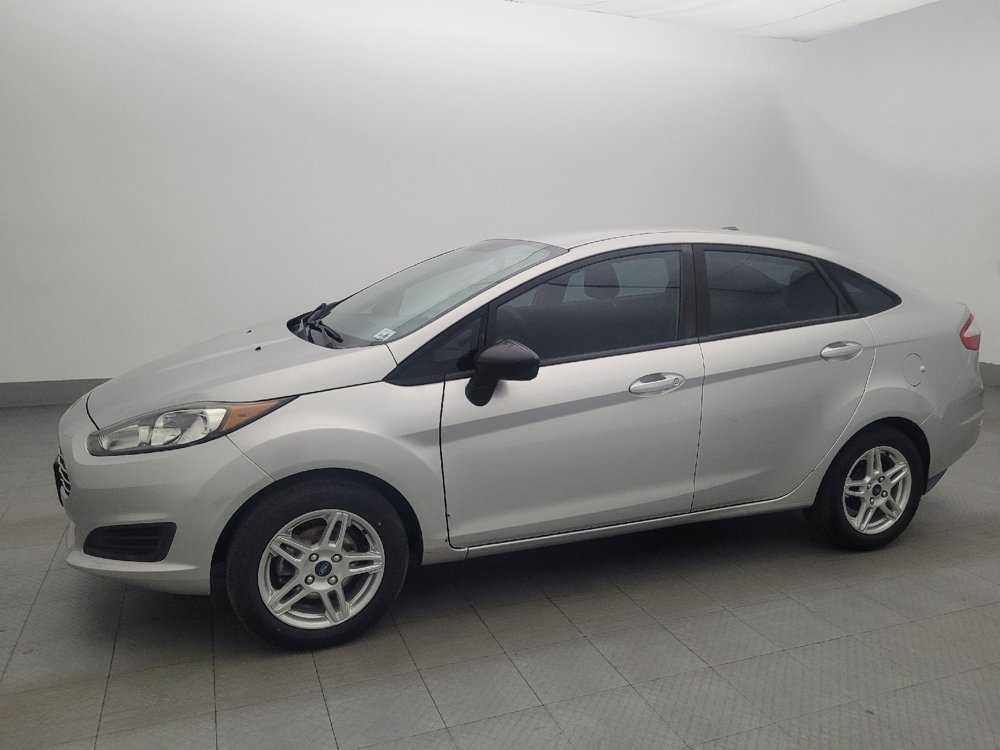 Used 2019 Ford Fiesta SE FWD image 2