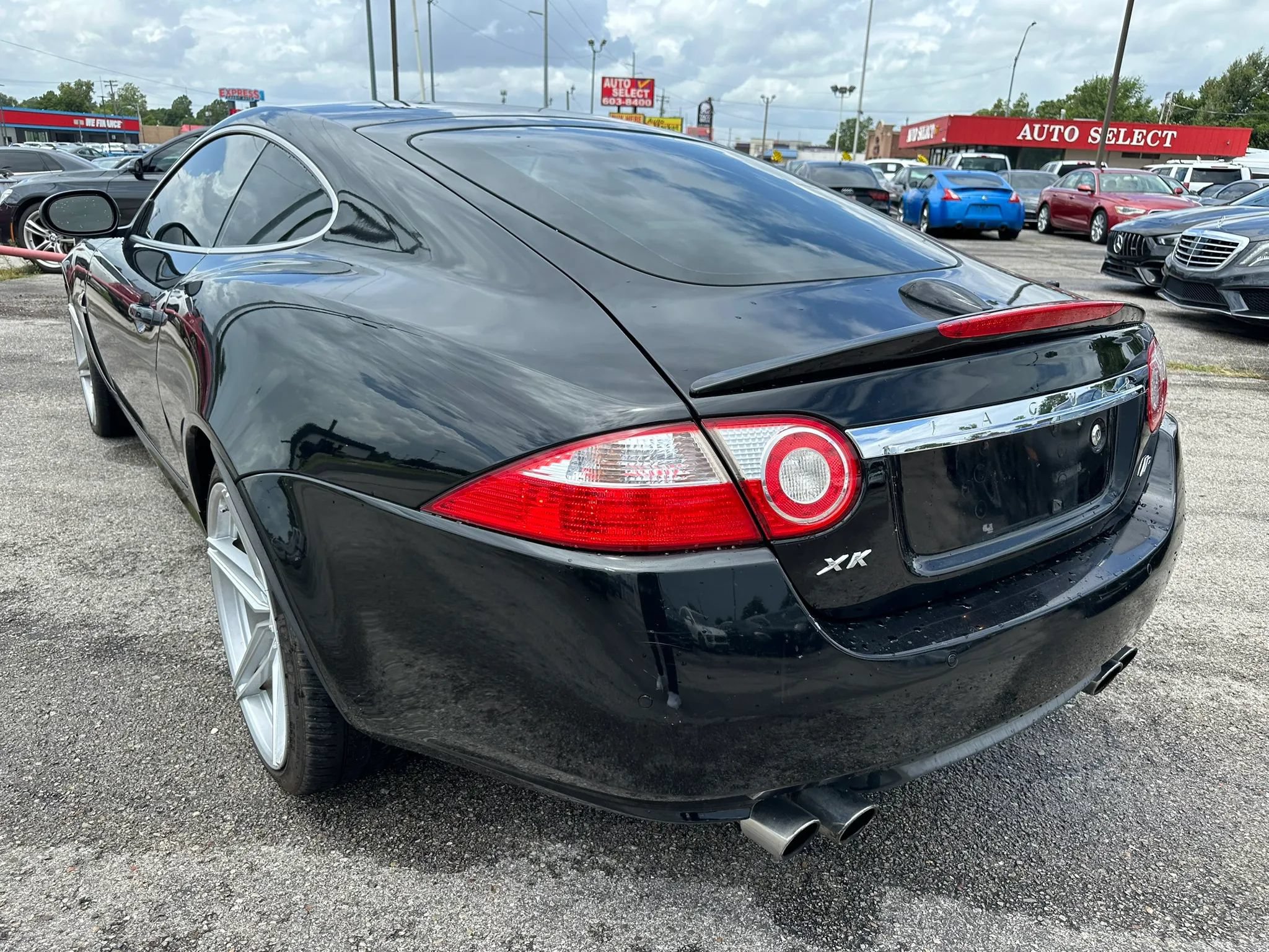 Used 2007 Jaguar XKR R RWD image 27
