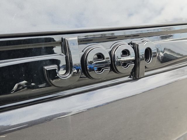 New 2026 Jeep Grand Cherokee Altitude RWD image 28