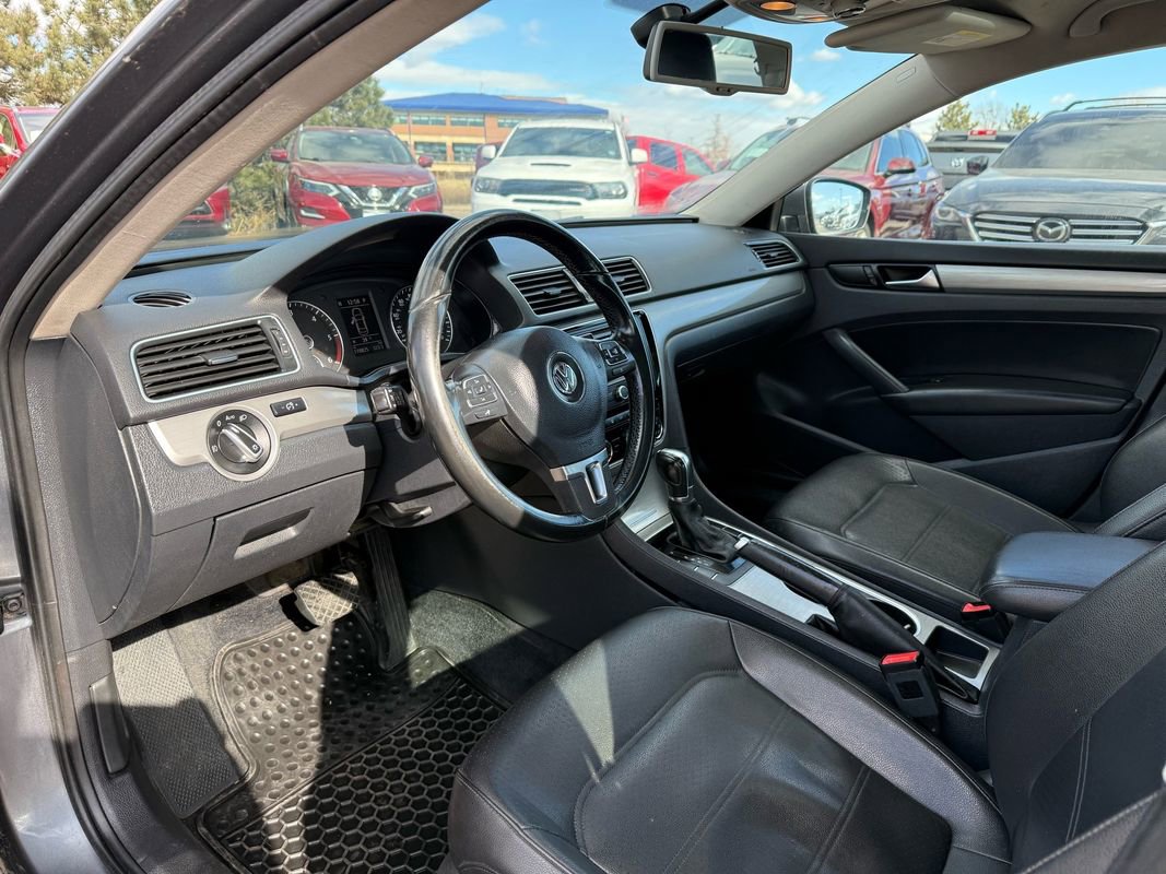 Used 2014 Volkswagen Passat TDI SE image 14
