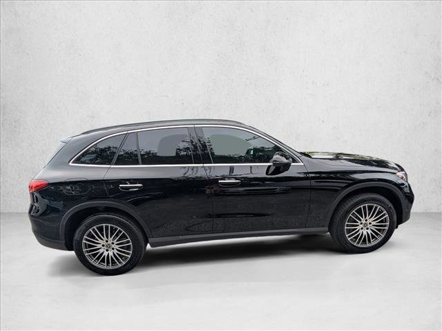 Certified 2026 Mercedes-Benz GLC 300 image 4