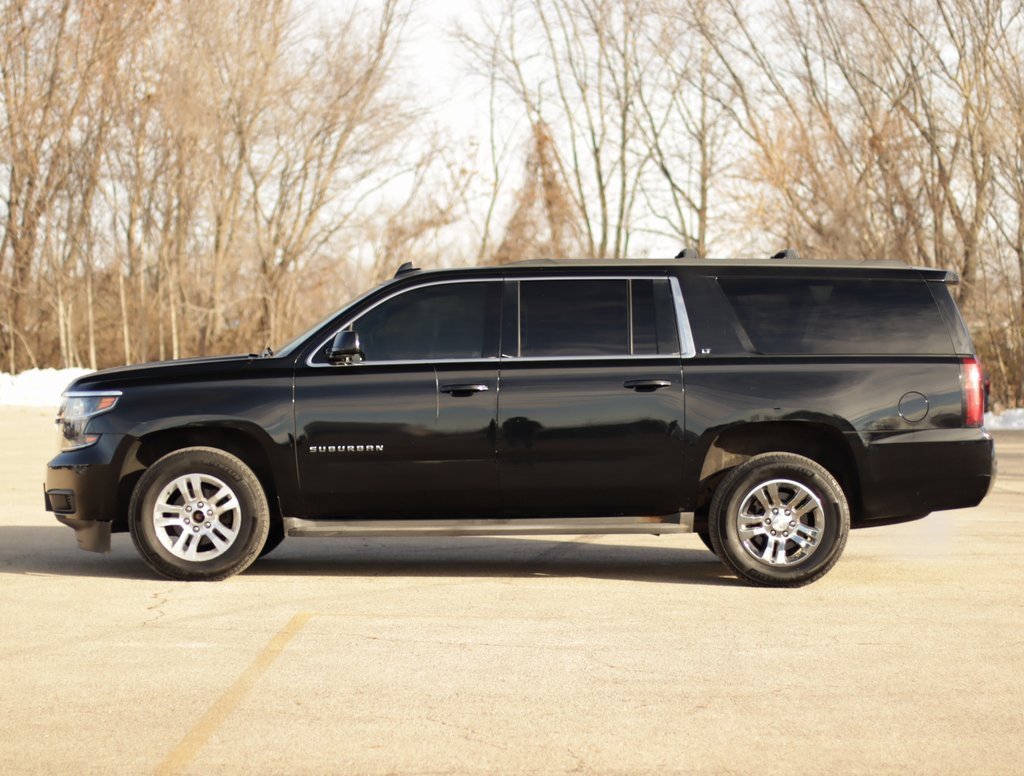 Used 2015 Chevrolet Suburban LT image 4