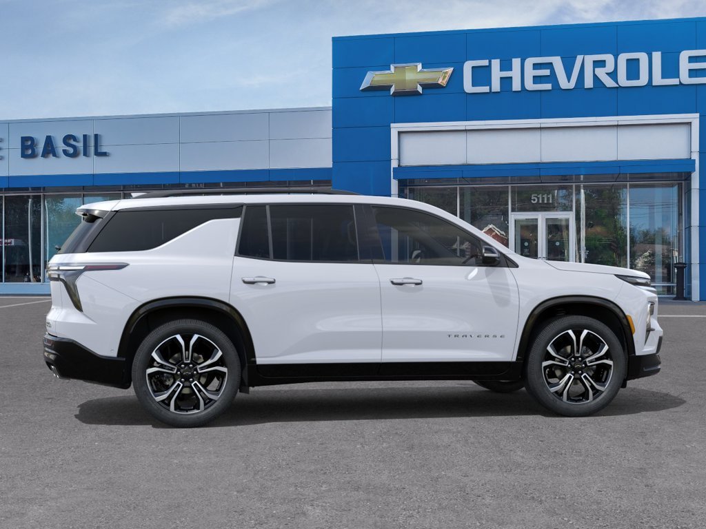 New 2027 Chevrolet Traverse High Country w/ LPO, Floor Liner Package AWD/4WD image 5