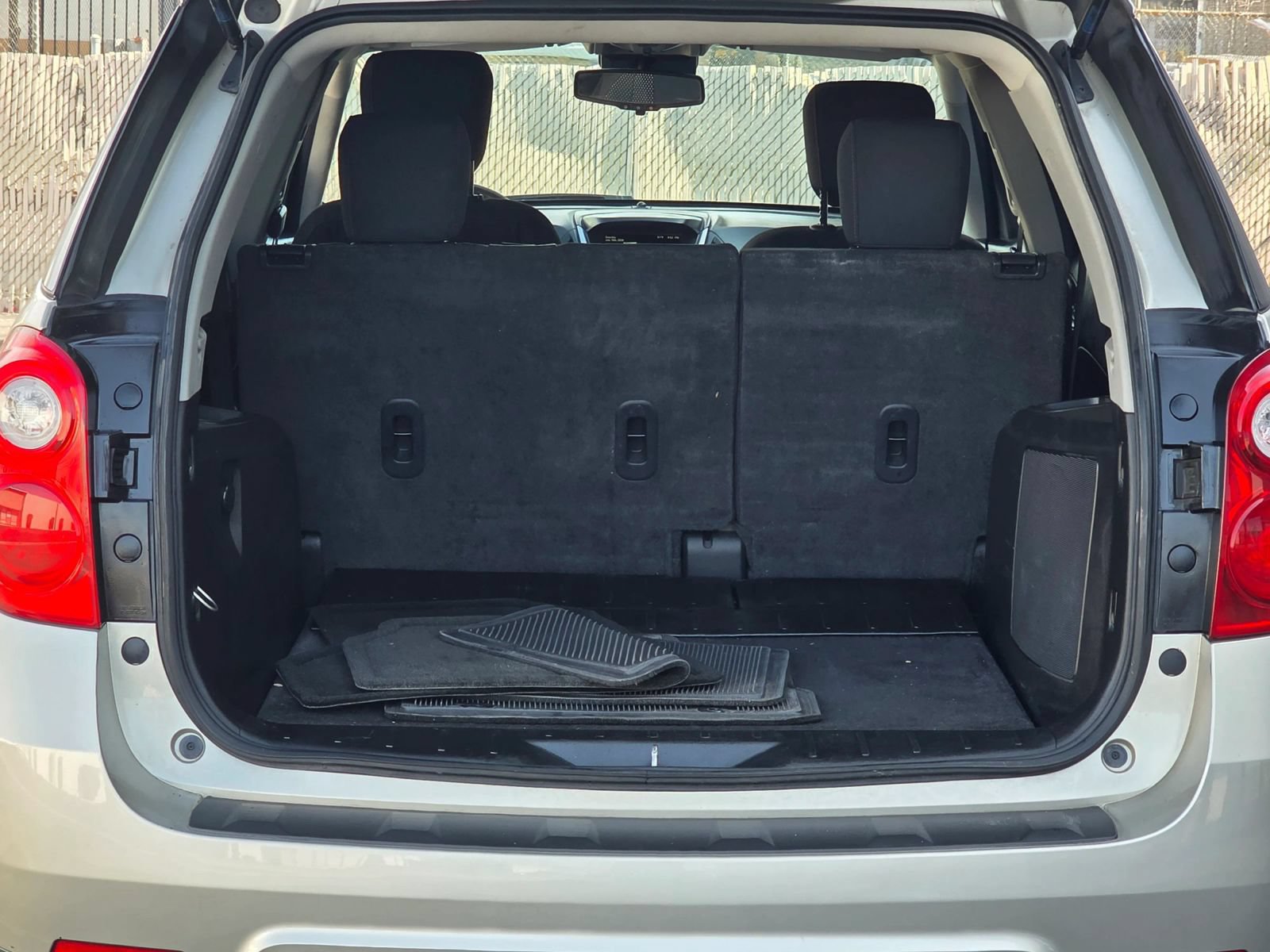 Used 2013 Chevrolet Equinox LT FWD image 11