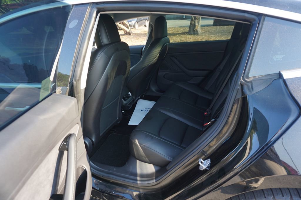 Used 2019 Tesla Model 3 Standard Range Plus RWD image 17