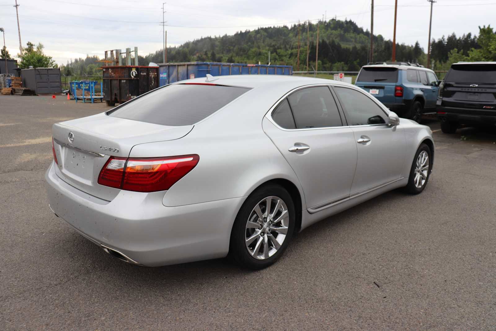 Used 2011 Lexus LS 460 w/ Comfort Pkg RWD image 5