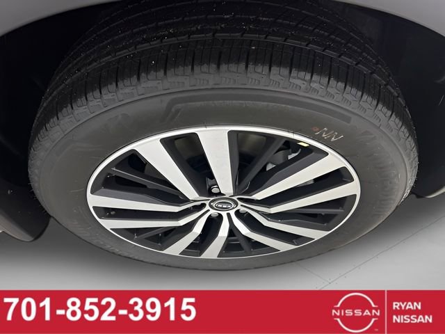 New 2025 Nissan Pathfinder Platinum image 15