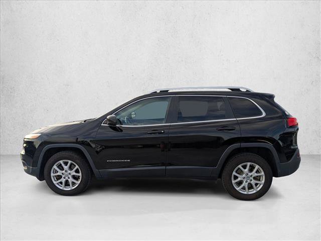 Used 2017 Jeep Cherokee Latitude w/ Cold Weather Group image 8