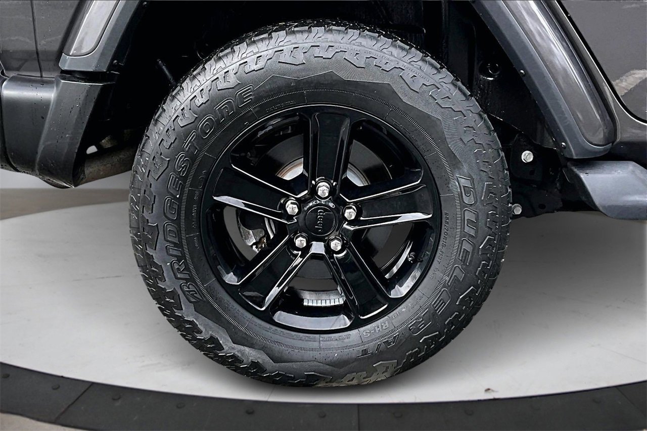 Certified 2021 Jeep Wrangler Unlimited Sahara image 34