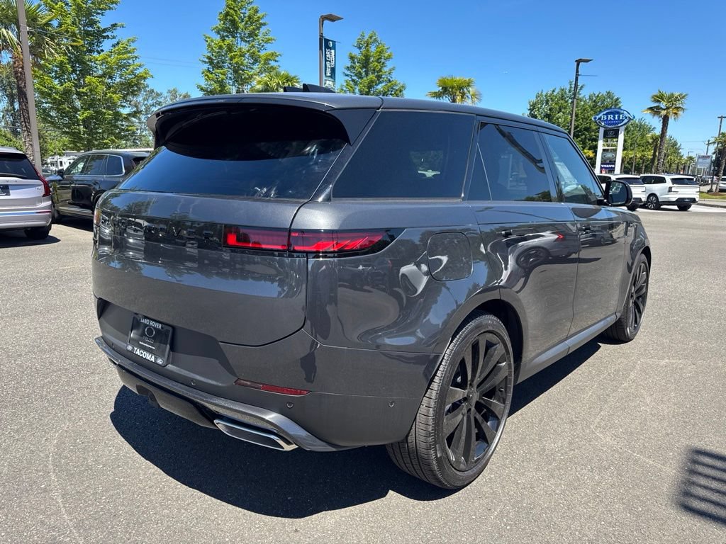 New 2026 Land Rover Range Rover Sport SE AWD/4WD image 7