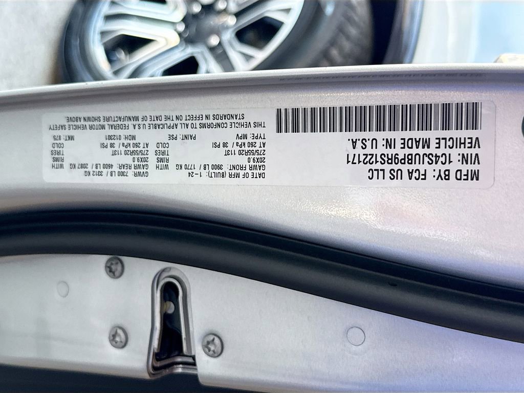 Used 2024 Jeep Wagoneer Series II w/ Flexible Seating Group RWD image 36