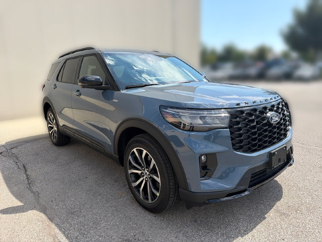New 2027 Ford Explorer ST-Line AWD/4WD image 3