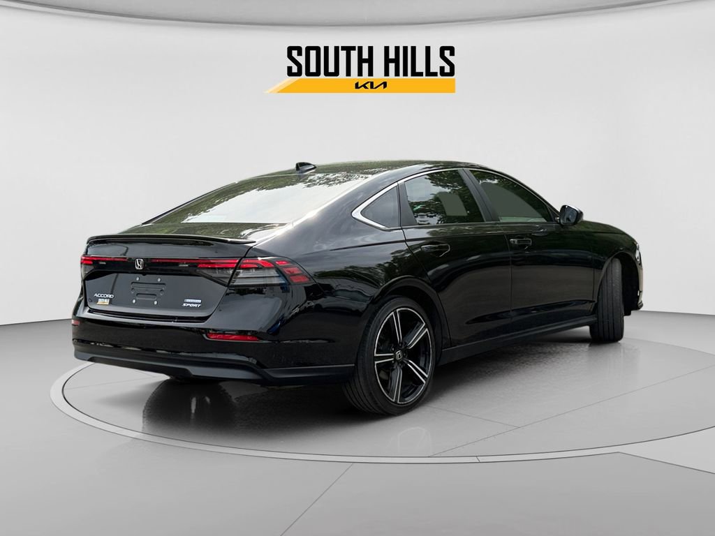 Used 2023 Honda Accord Sport image 5