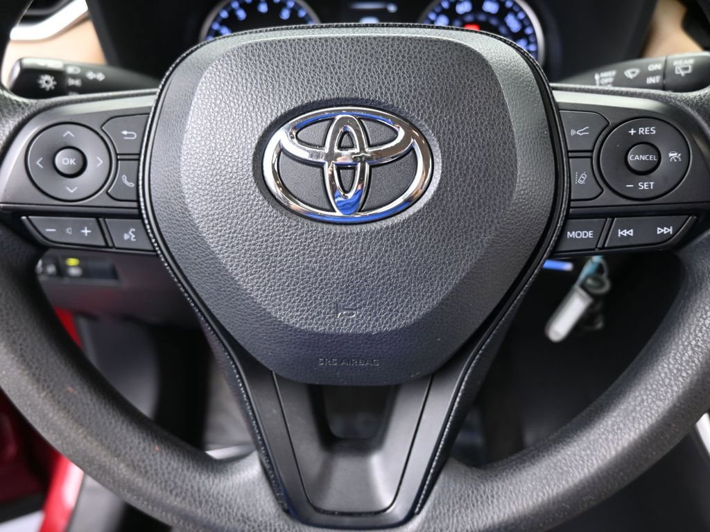 Used 2019 Toyota RAV4 LE image 28
